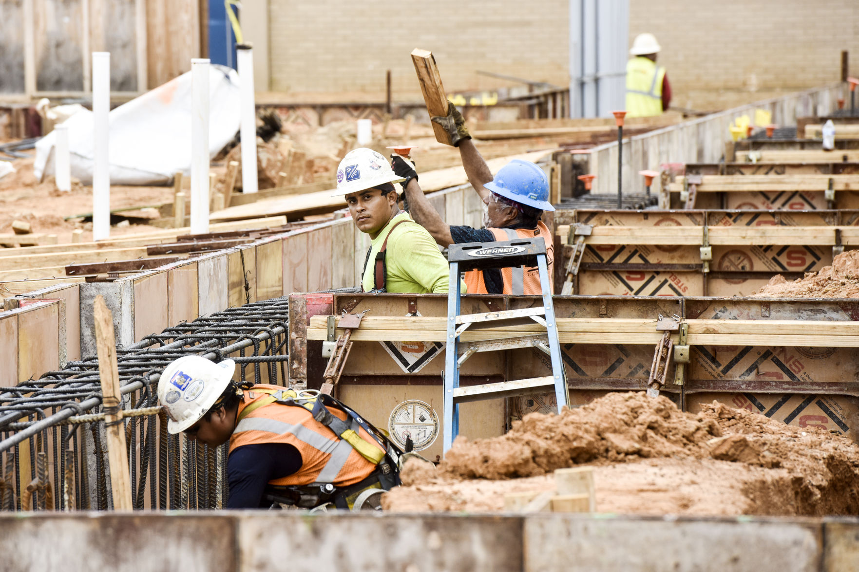 20181130_High_School_Construction_Web_001.JPG